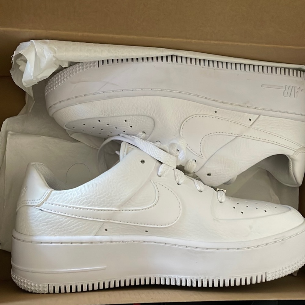 Nike Air Force 1 Sage